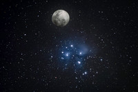 Pleiades and Moon Dec 3