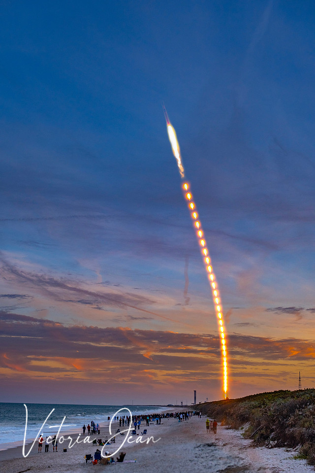 Falcon 9 Starlink Group 6-35 Playalinda